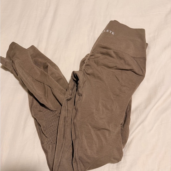 Alphalete Amplify Contour leggings - Picture 1 of 3